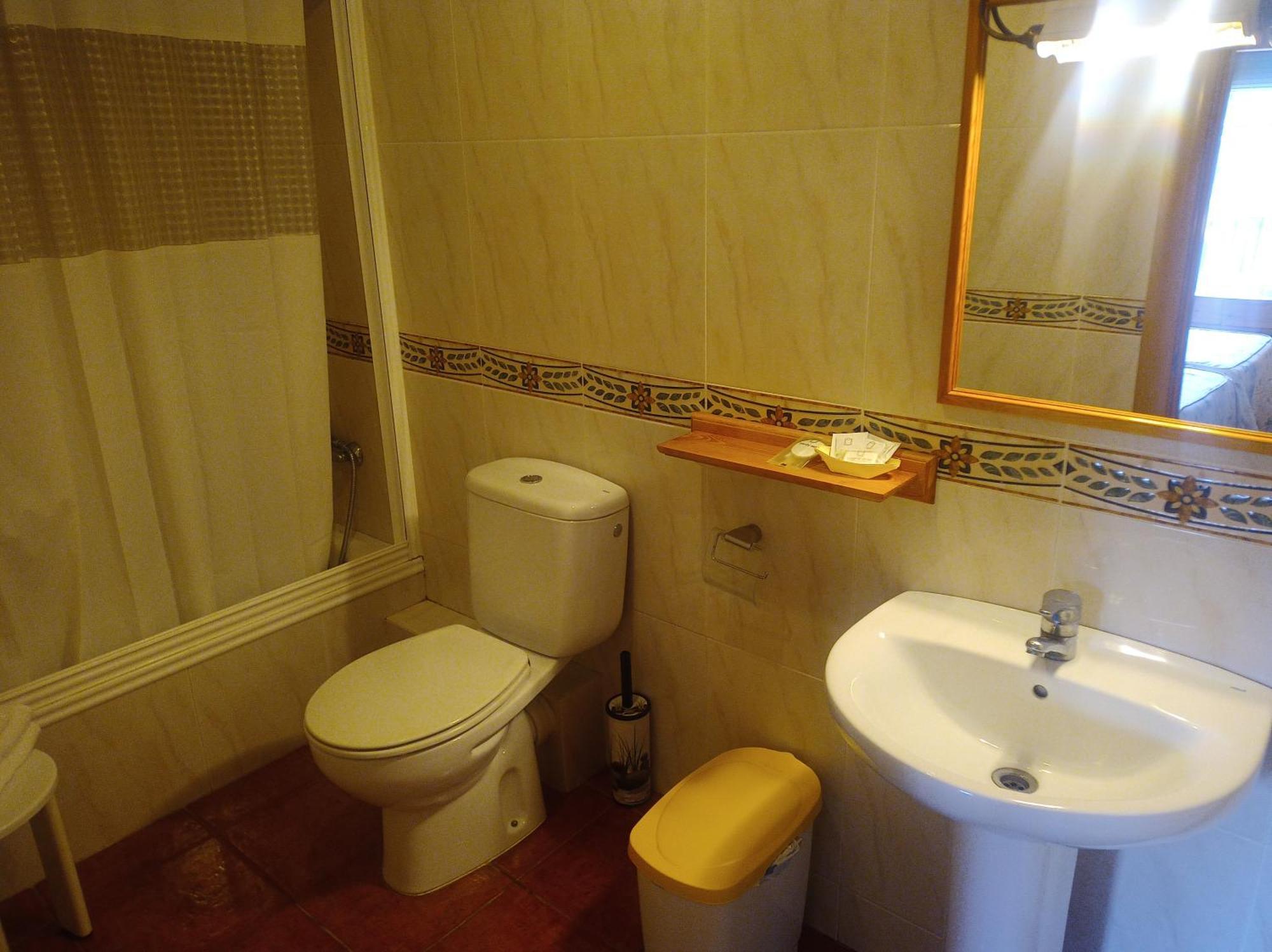 Hotel La Botiga Prades Δωμάτιο φωτογραφία